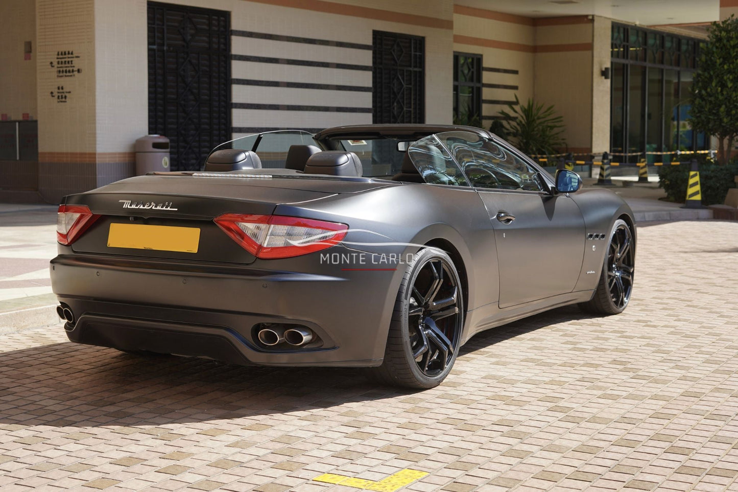 2011 Maserati Grancabrio