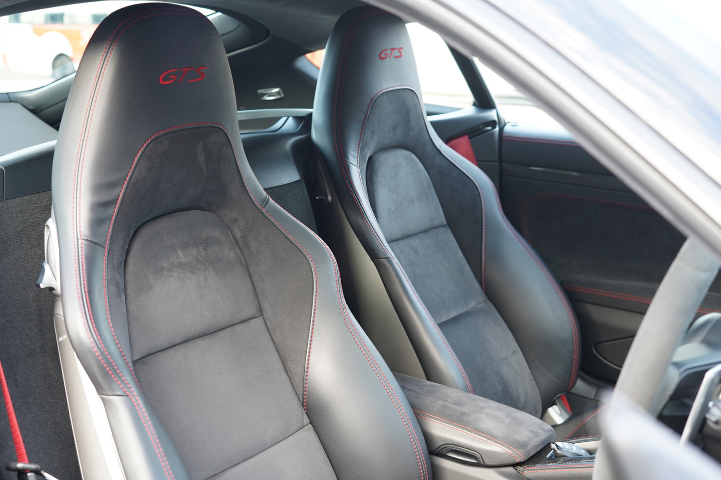 2018 Porsche 718 Cayman GTS