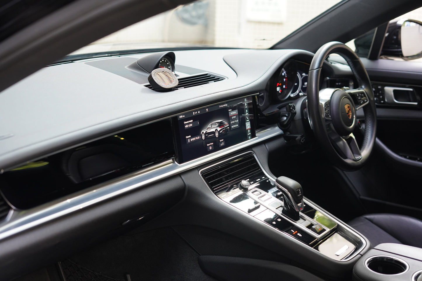 2017 / 18 Porsche Panamera 4 Sport Turismo