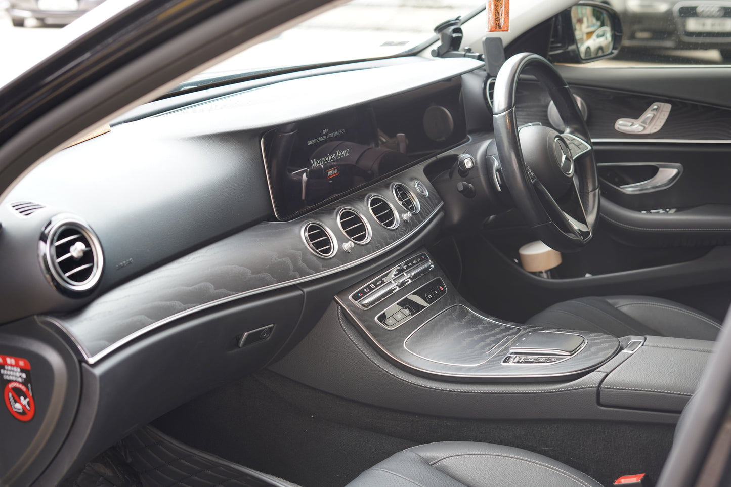 2020 / 21 Mercedes-Benz E200 AMG Line Facelift