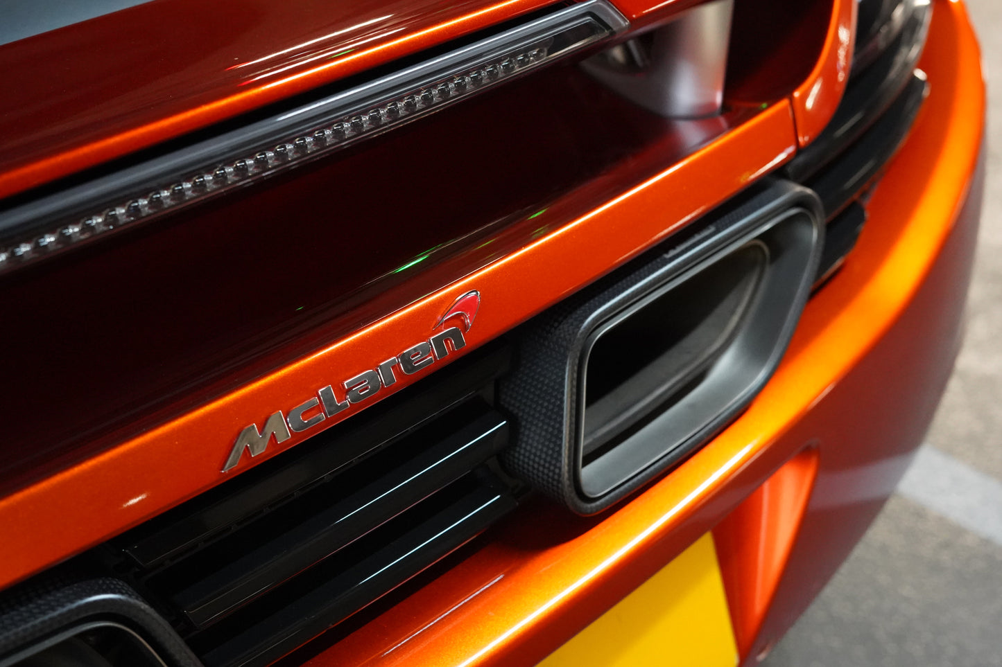 2012 Mclaren MP4-12C Coupe