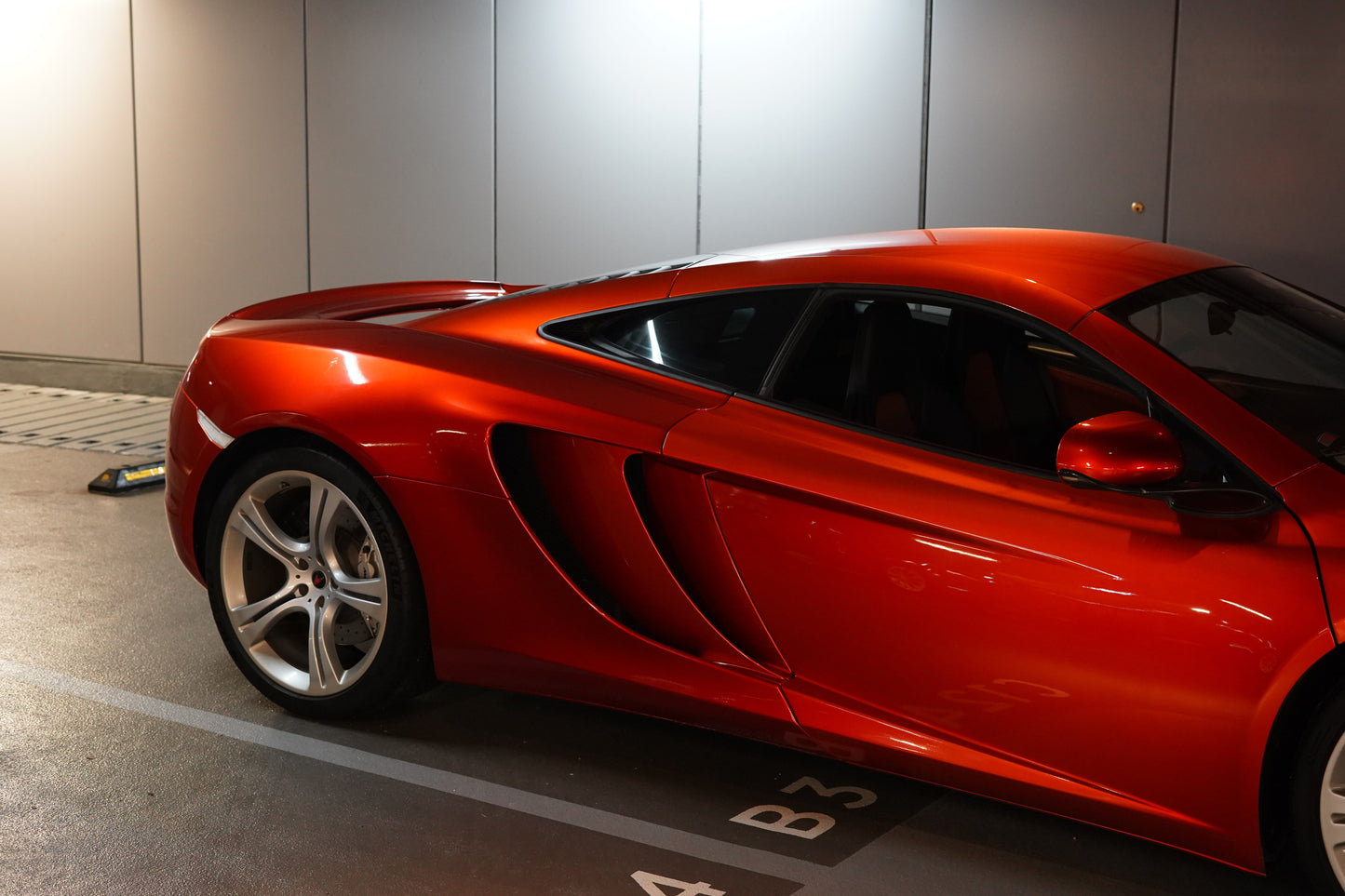 2012 Mclaren MP4-12C Coupe