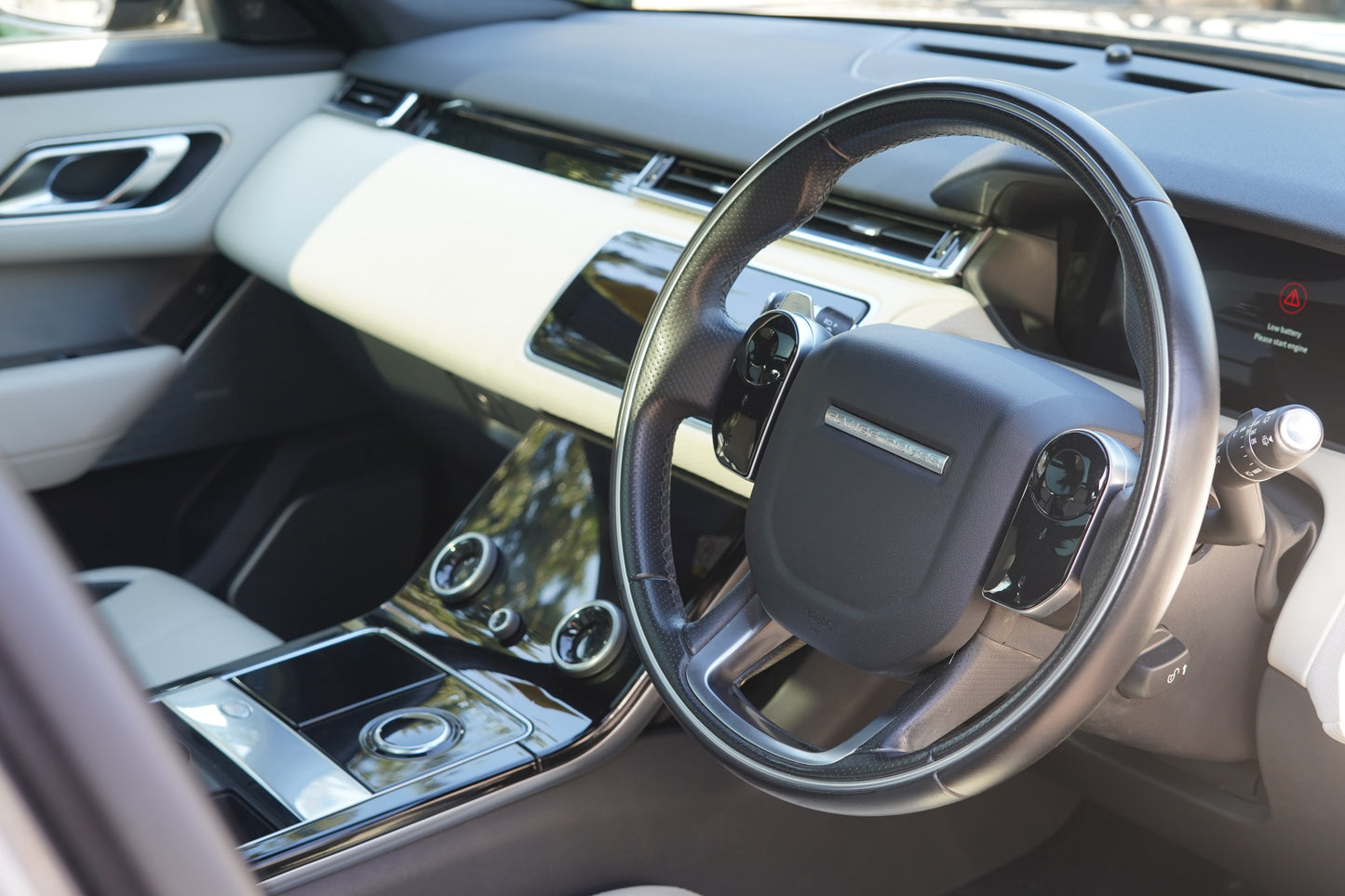 2017/18 Range Rover Velar P380