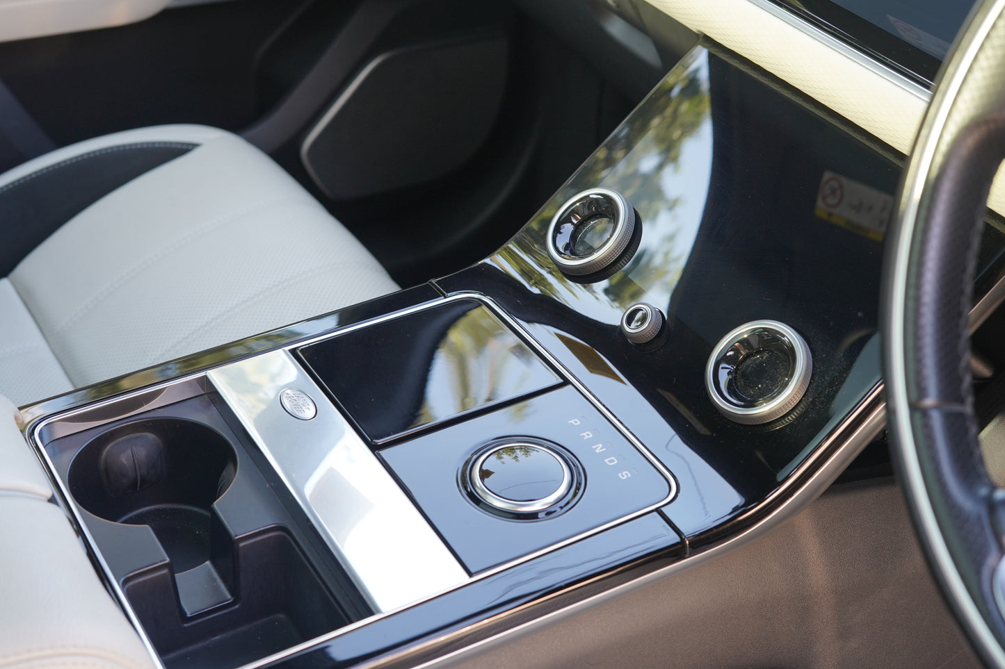 2017/18 Range Rover Velar P380