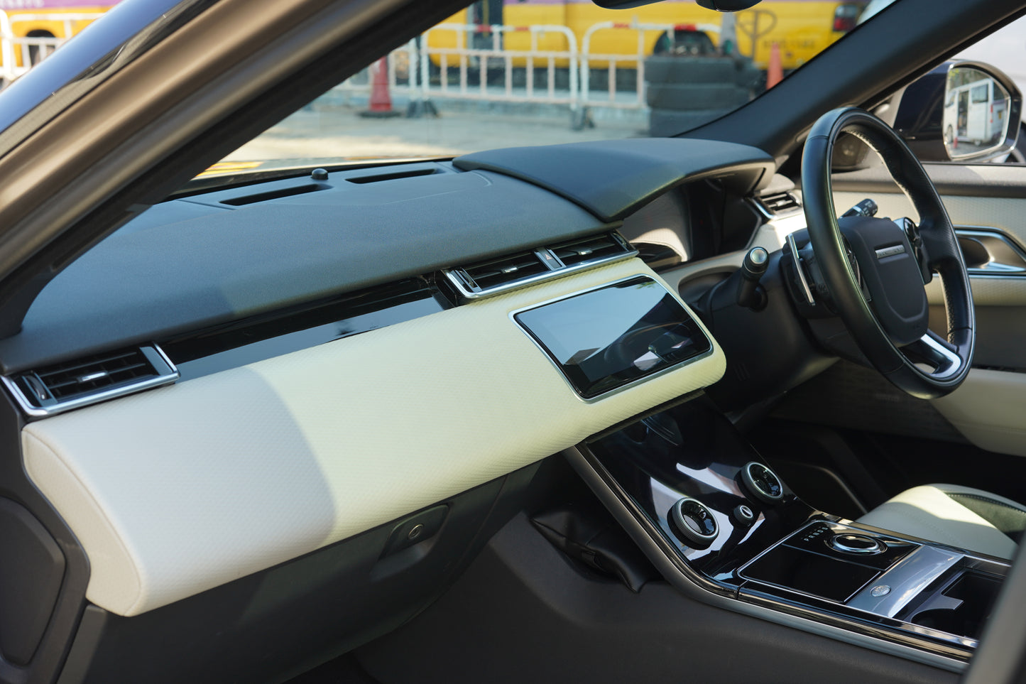 2017/18 Range Rover Velar P380