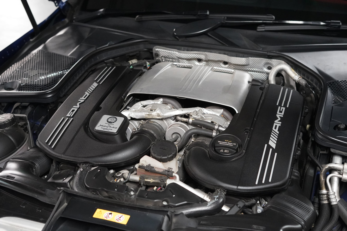 2016 Mercedes-Benz C63s AMG (W205)