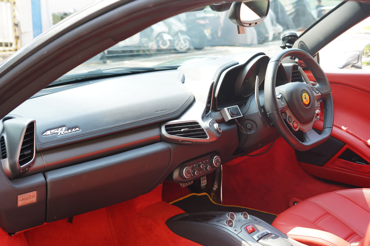2010 Ferrari 458 Italia (Full Service Record Since Day 1)