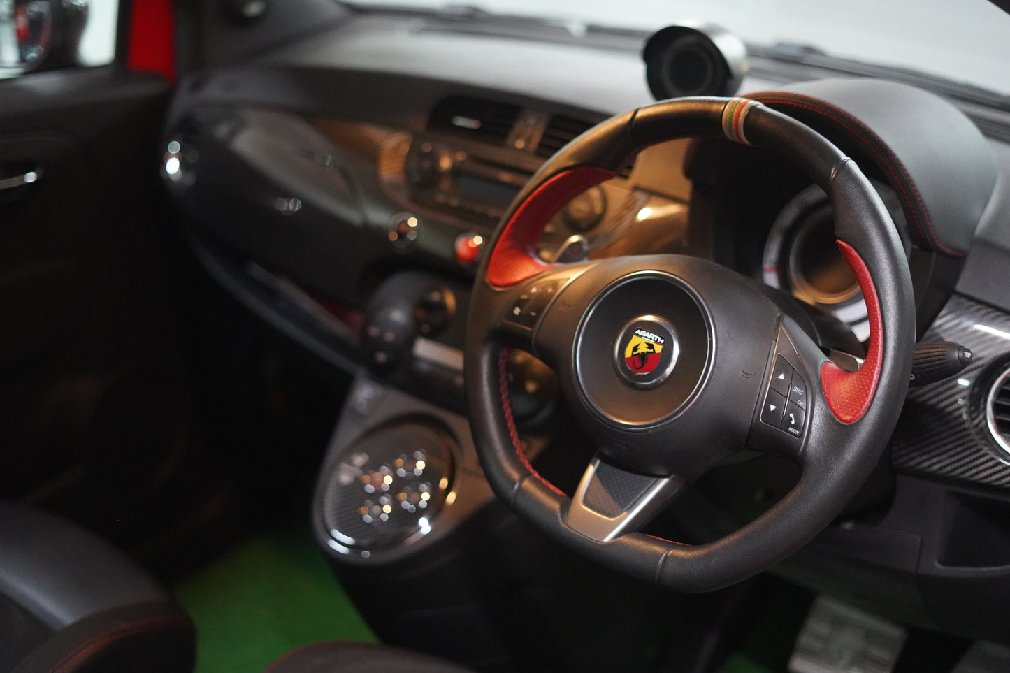 2011 Fiat Abarth 695 Tributo Ferrari