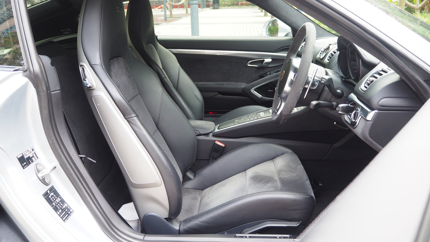 2015 Porsche Cayman GTS (981)