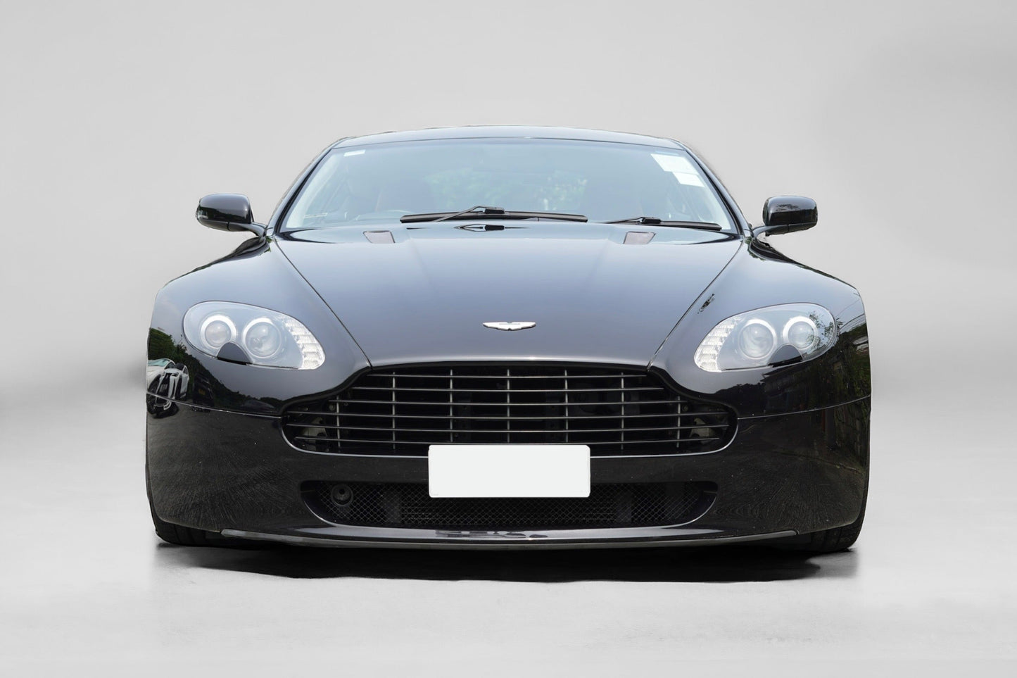 2006 Aston Martin Vantage (Manual)
