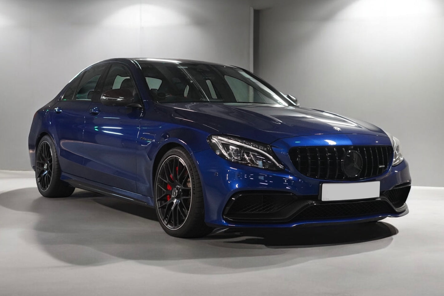 2016 Mercedes-Benz C63s AMG (W205)