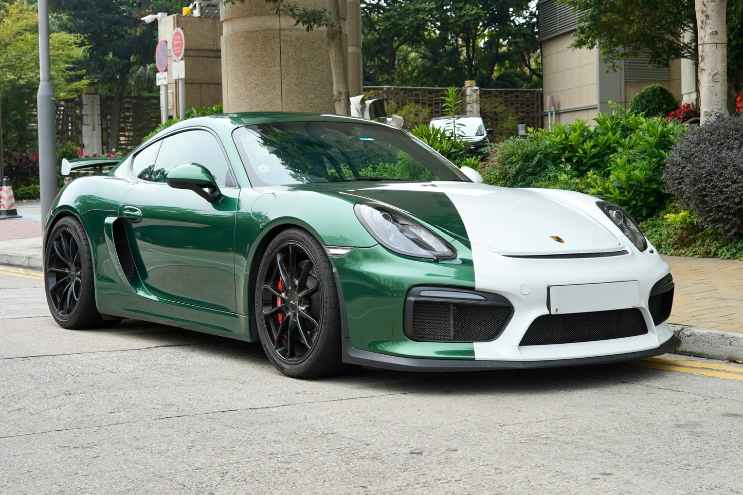 2015 Porsche Cayman GT4 (981)