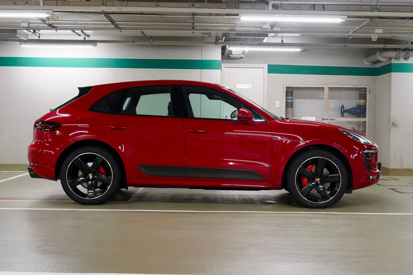 2016 Porsche Macan GTS