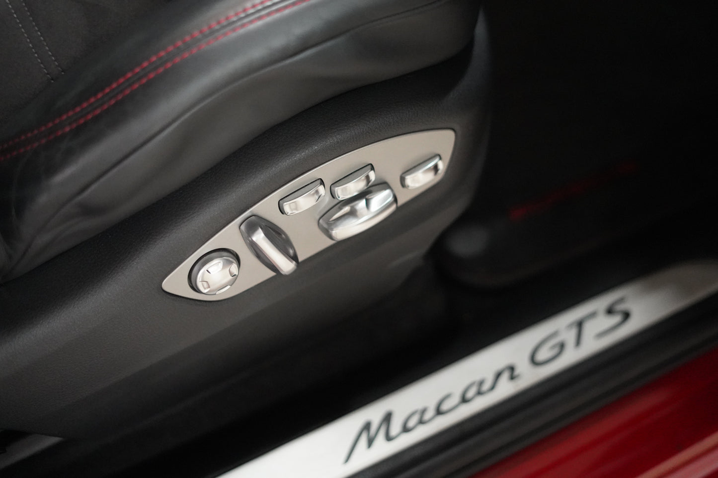 2016 Porsche Macan GTS