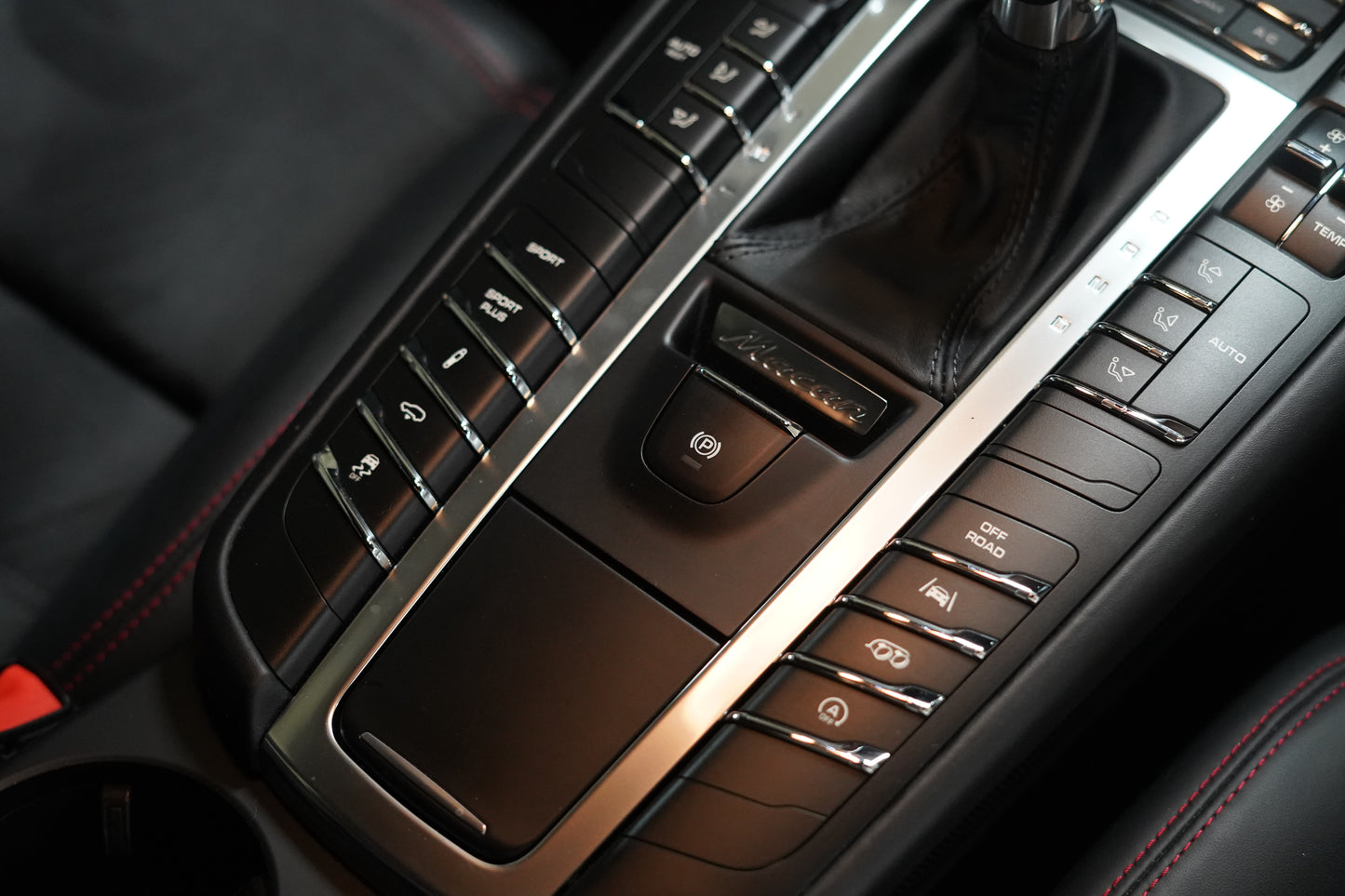 2016 Porsche Macan GTS