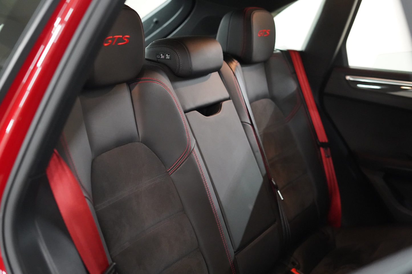 2016 Porsche Macan GTS